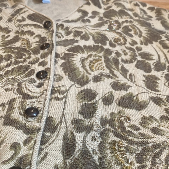 Alfred Dunner Vintage Floral Patterned Sweater - Picture 15 of 16